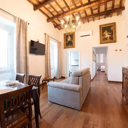 Lägenhet The Best Rent - Beautiful With Terrace Near Colosseo *